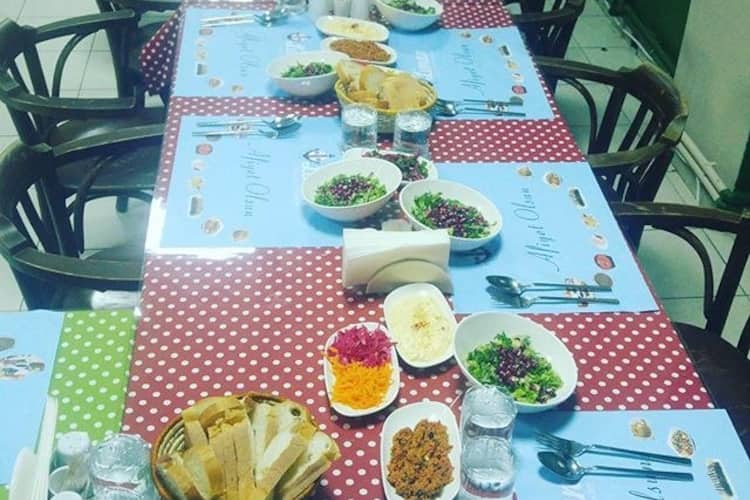 Liman Guvec Ve Ev Yemekleri Baglarbasi Uskudar Istanbul